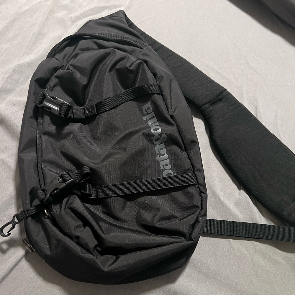 Patagonia sling bag